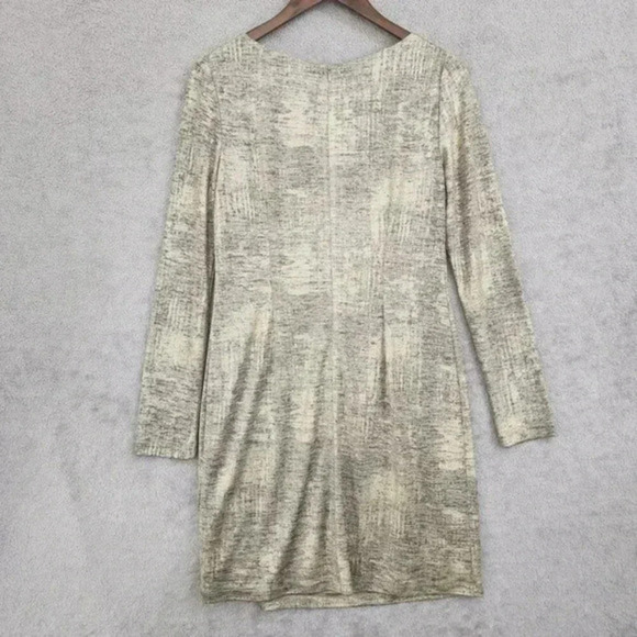 NWT‎ Vince Camuto Womens Long Sleeve Midi Dress Size 6 Gold Printed - Picture 2 of 10